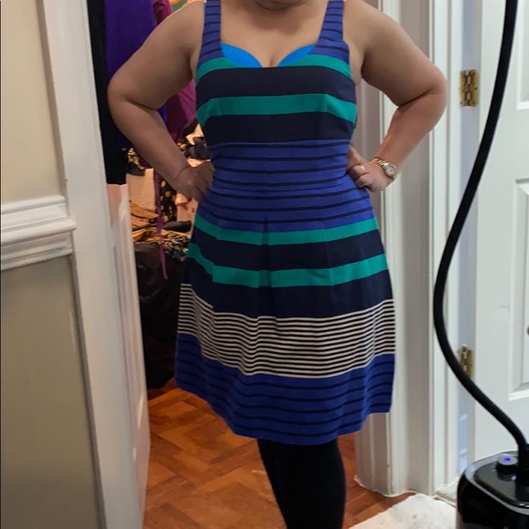 Dress - Picture 4 of 6